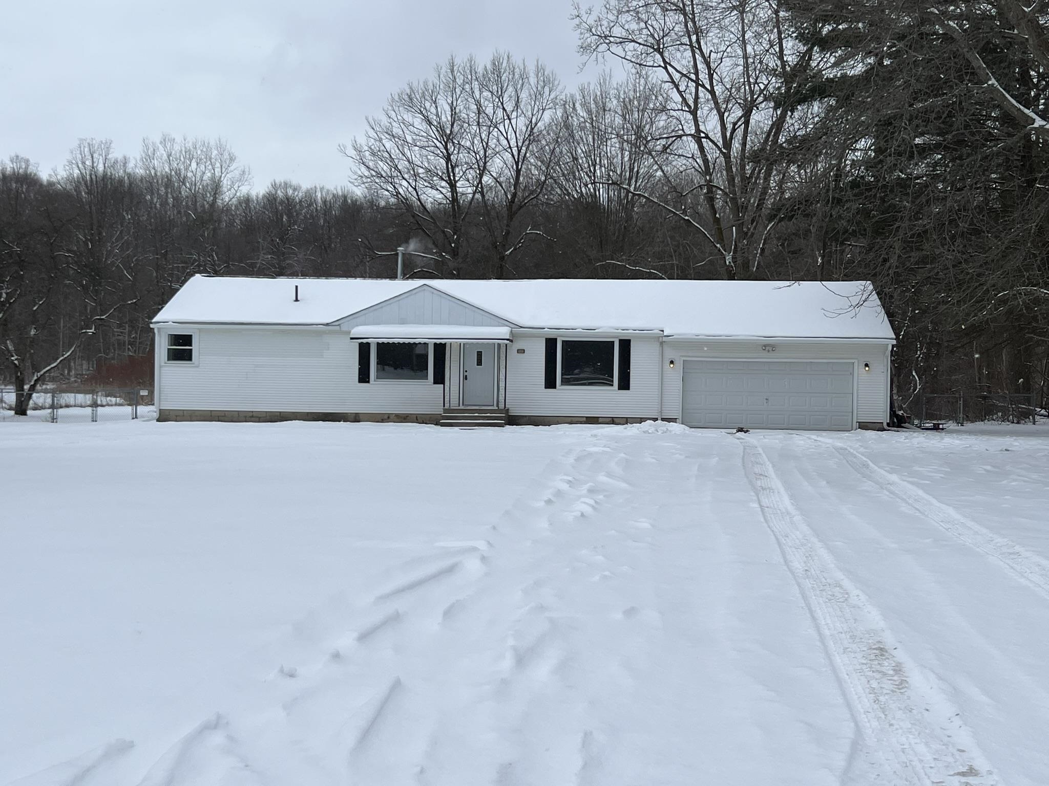 11391 North Genesee Road Clio, MI 48420 - Photo 16 of 17 50164476-90bf3abf-dc40-4ab7-99e7-6fb2c1979ca3.JPG