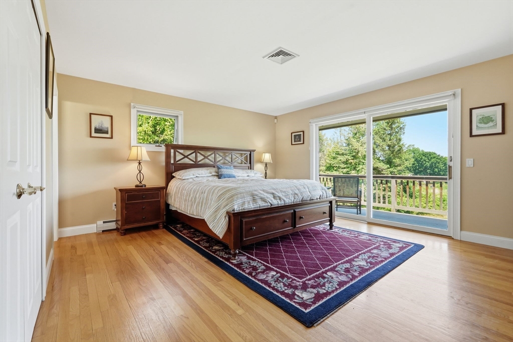 54 Sawmill Plain Road Deerfield, MA 01373 - Photo 18 of 42
