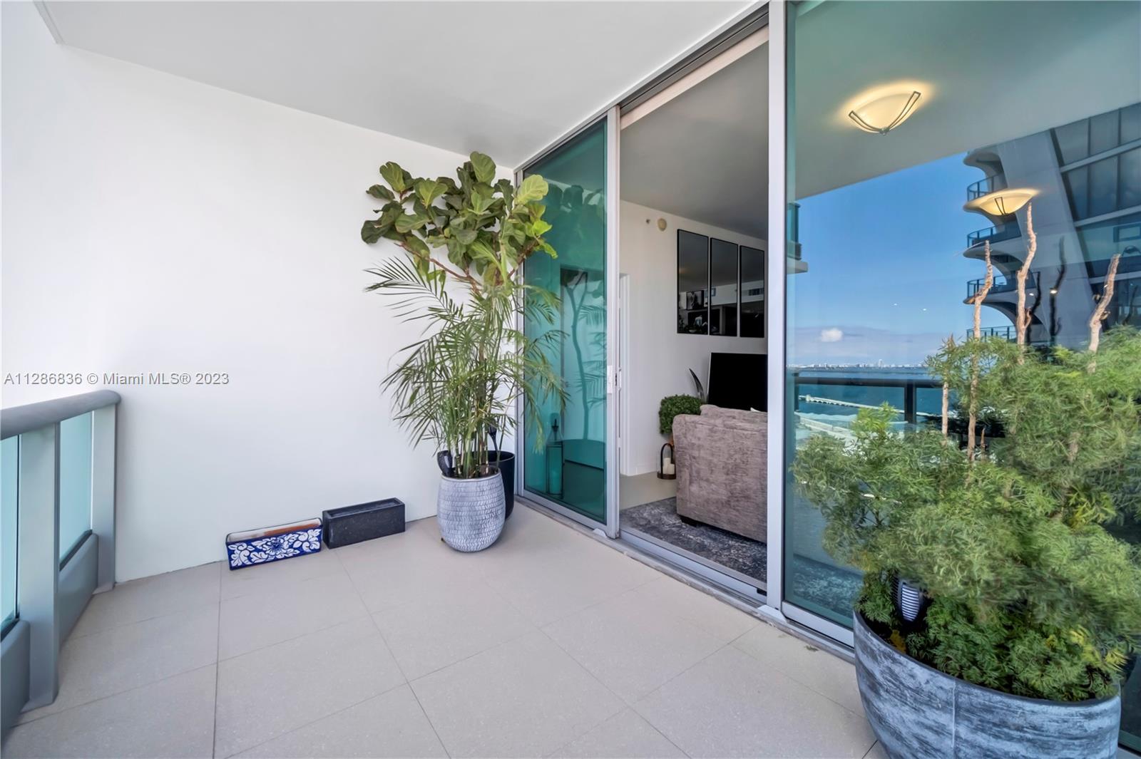 Downtown Miami Miami, FL 33132 - Photo 3 of 43