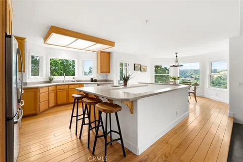 $950,000 | 9500 Corona Road, Atascadero, CA 93422