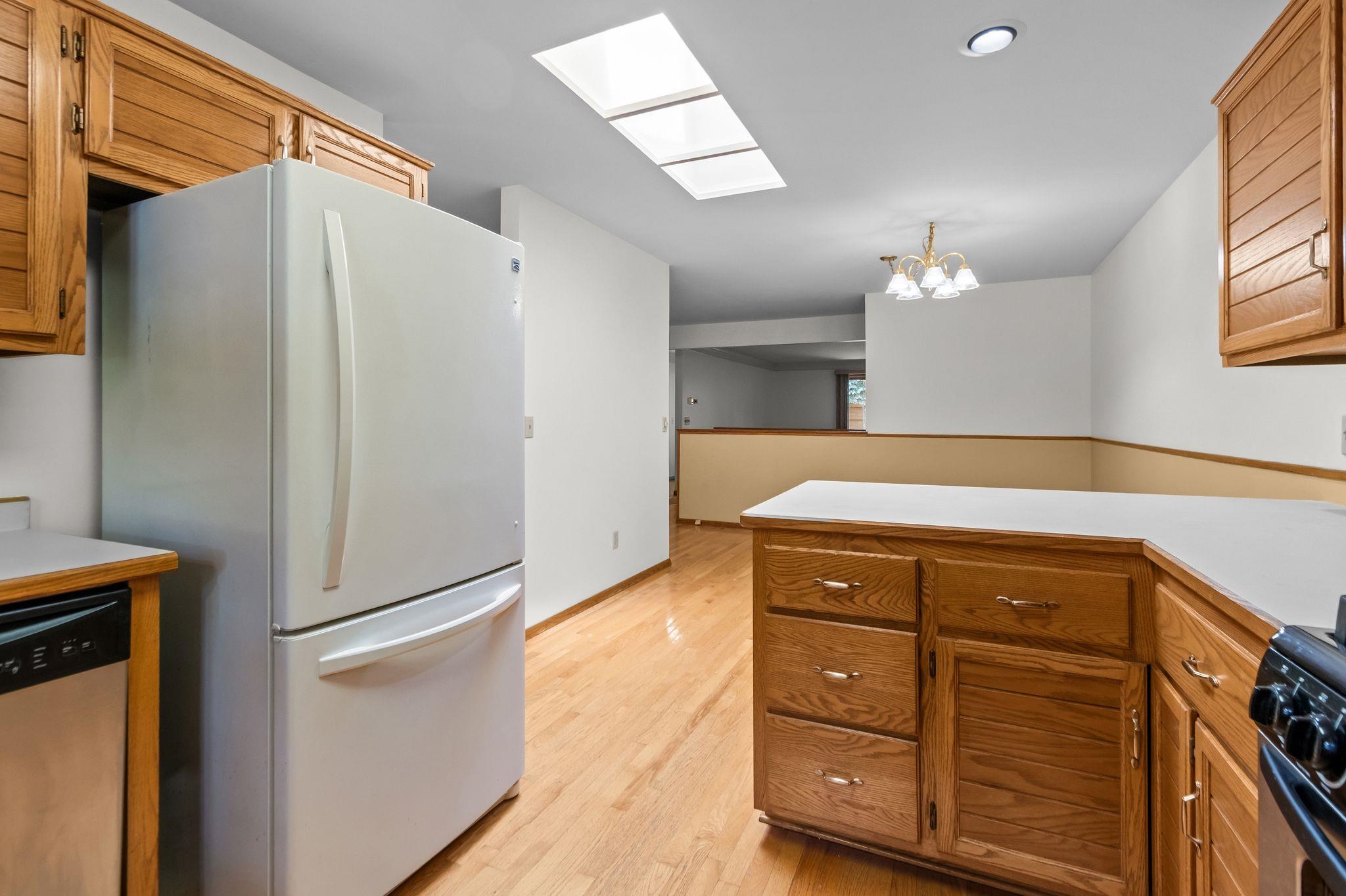 933 East Windfield Place, Unit A Appleton, WI 54911 - Photo 7 of 32