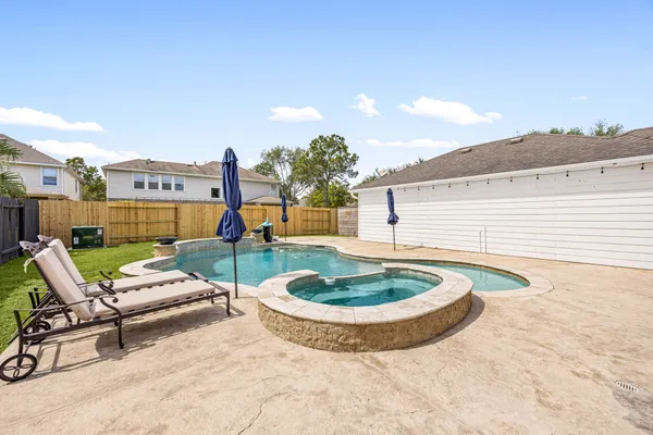 $4,200 | 6010 Gatewood Manor Drive, Katy, TX 77494