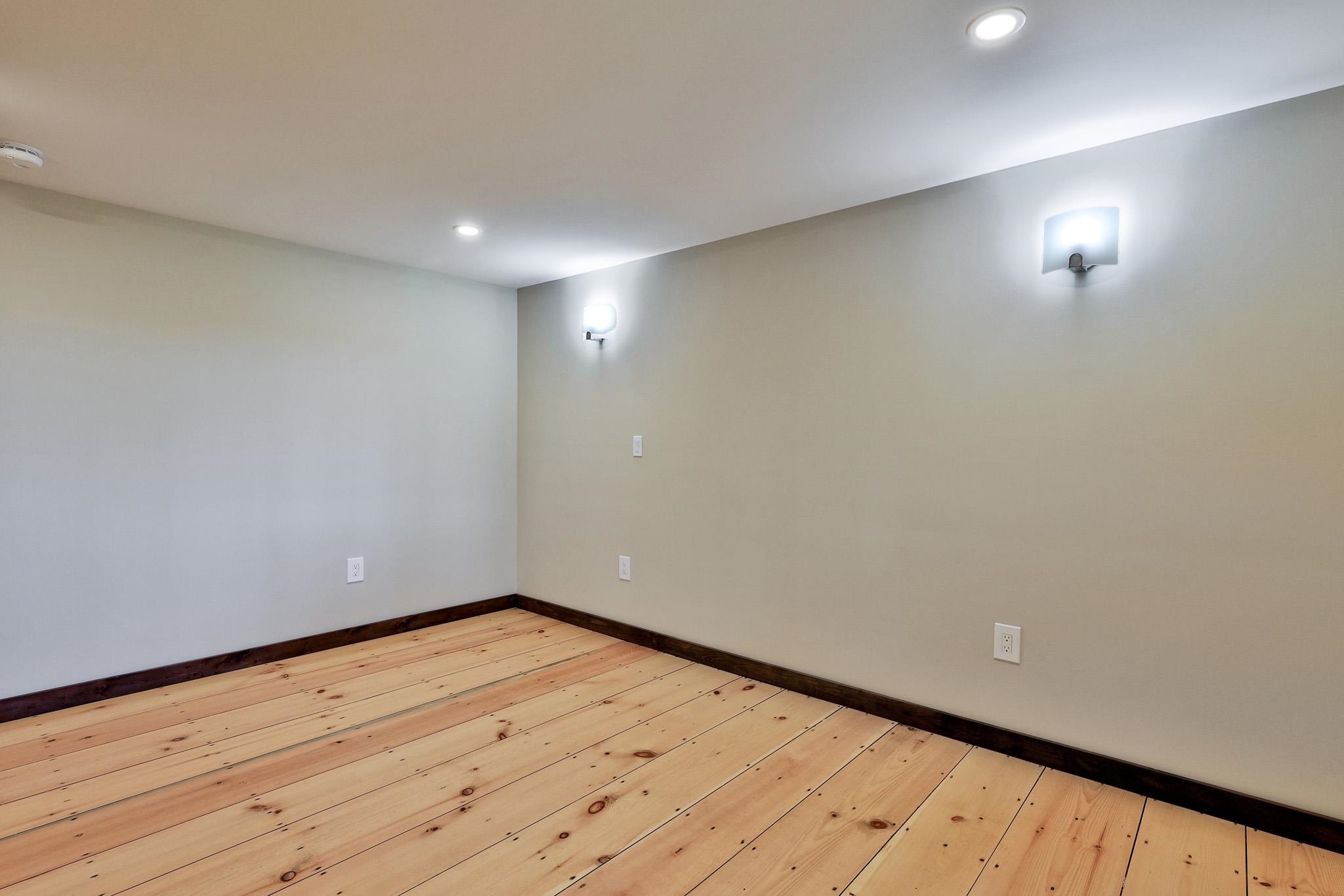 1114 Hawk Mountain Road Pittsfield, VT 05762 - Photo 30 of 40