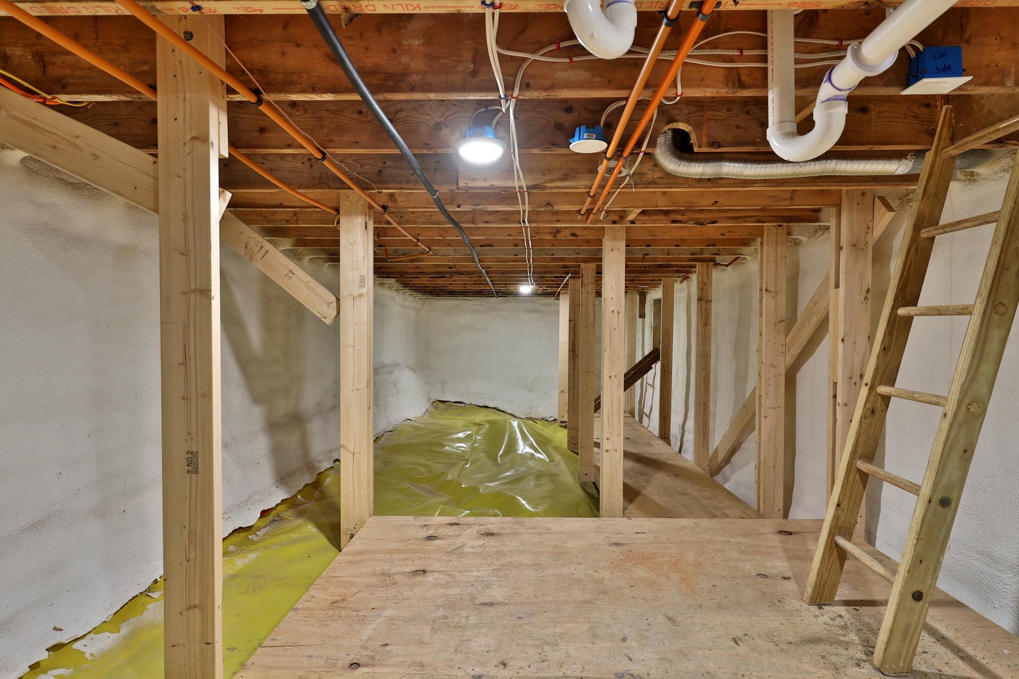 1114 Hawk Mountain Road Pittsfield, VT 05762 - Photo 33 of 40