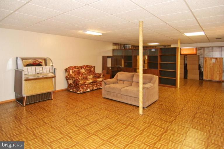 4815 Buffalo Road Mount Airy, MD 21771 - Photo 18 of 19 a view of a livingroom with furniture