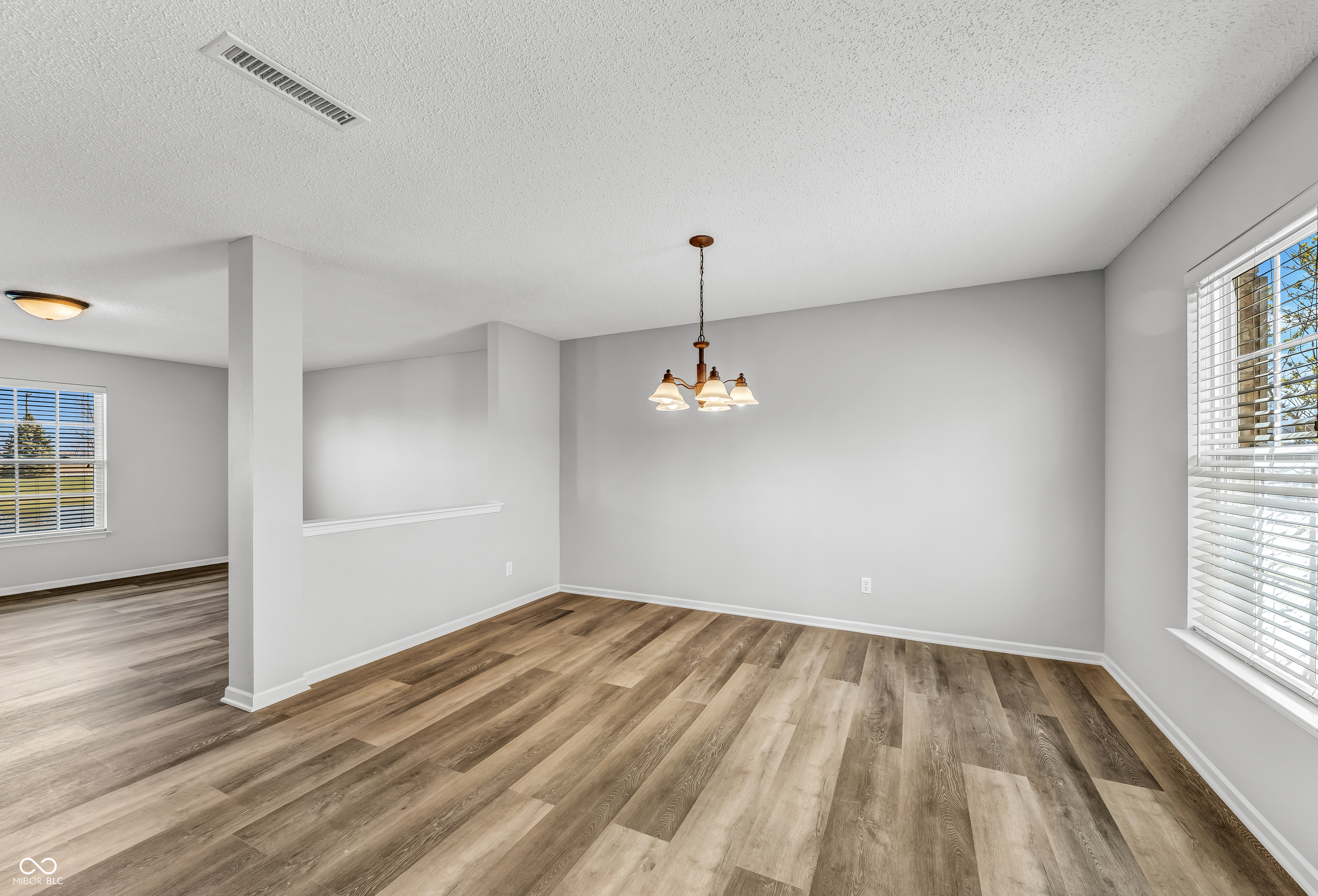 9714 West Lantern Lane Pendleton, IN 46064 - Photo 2 of 11