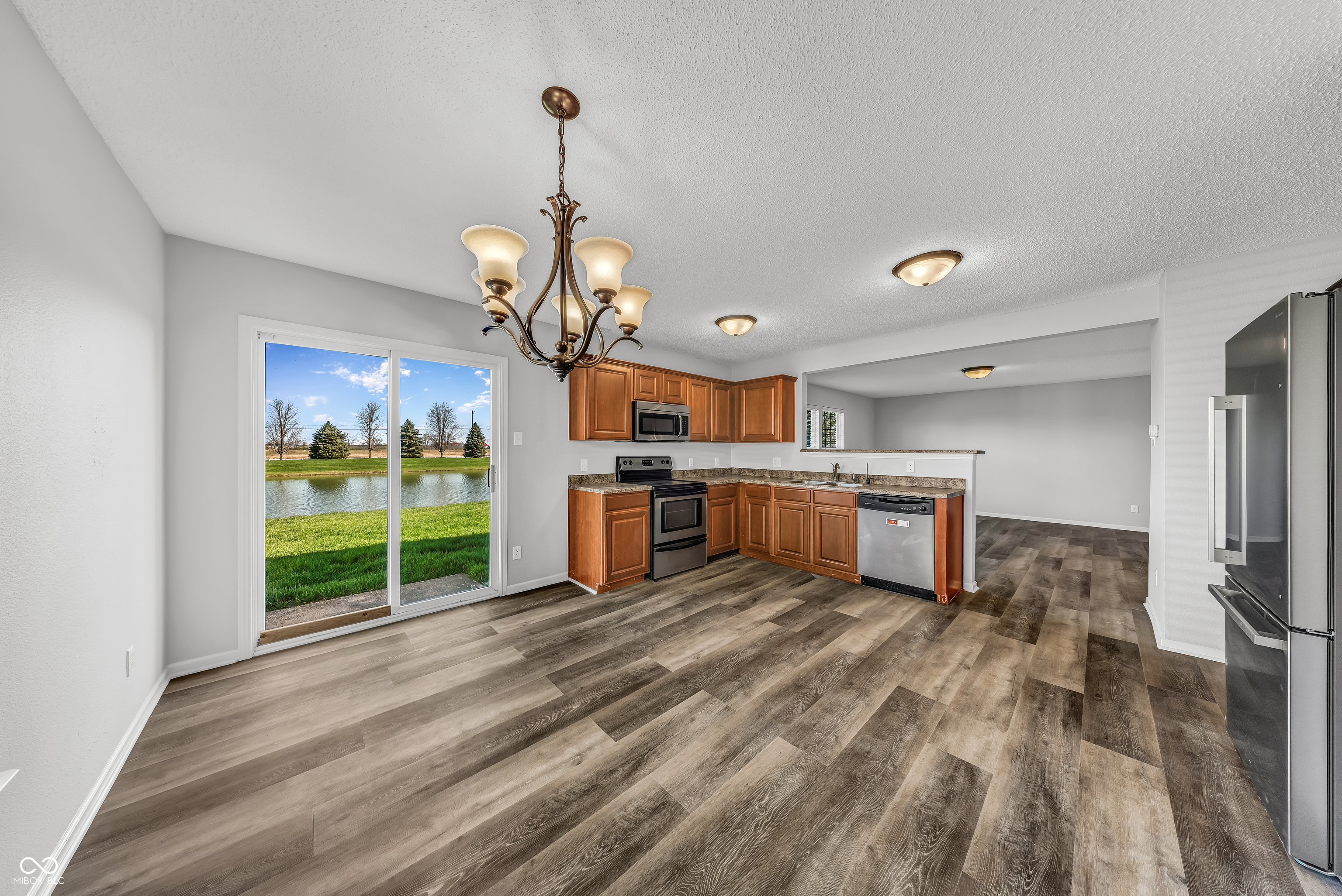 9714 West Lantern Lane Pendleton, IN 46064 - Photo 4 of 11