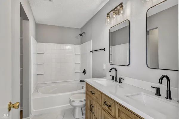 $1,950 | 9714 West Lantern Lane, Pendleton, IN 46064