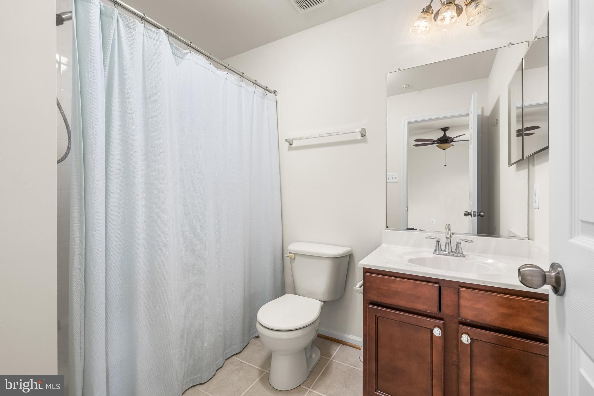 8888 Paddock Lane Baltimore, MD 21234 - Photo 39 of 67 Bathroom 2
