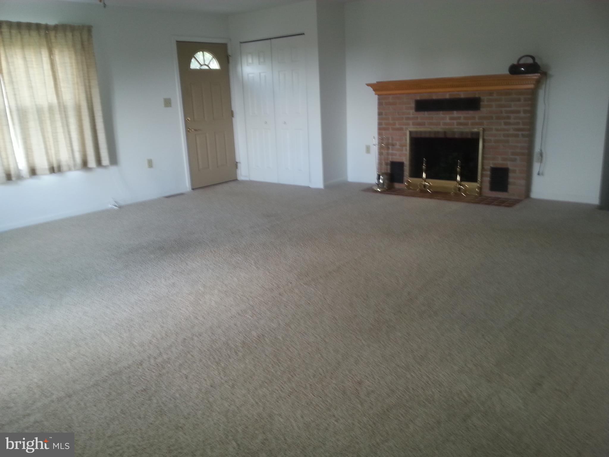 14323 Mercersburg Road Clear Spring, MD 21722 - Photo 5 of 16 Living Room