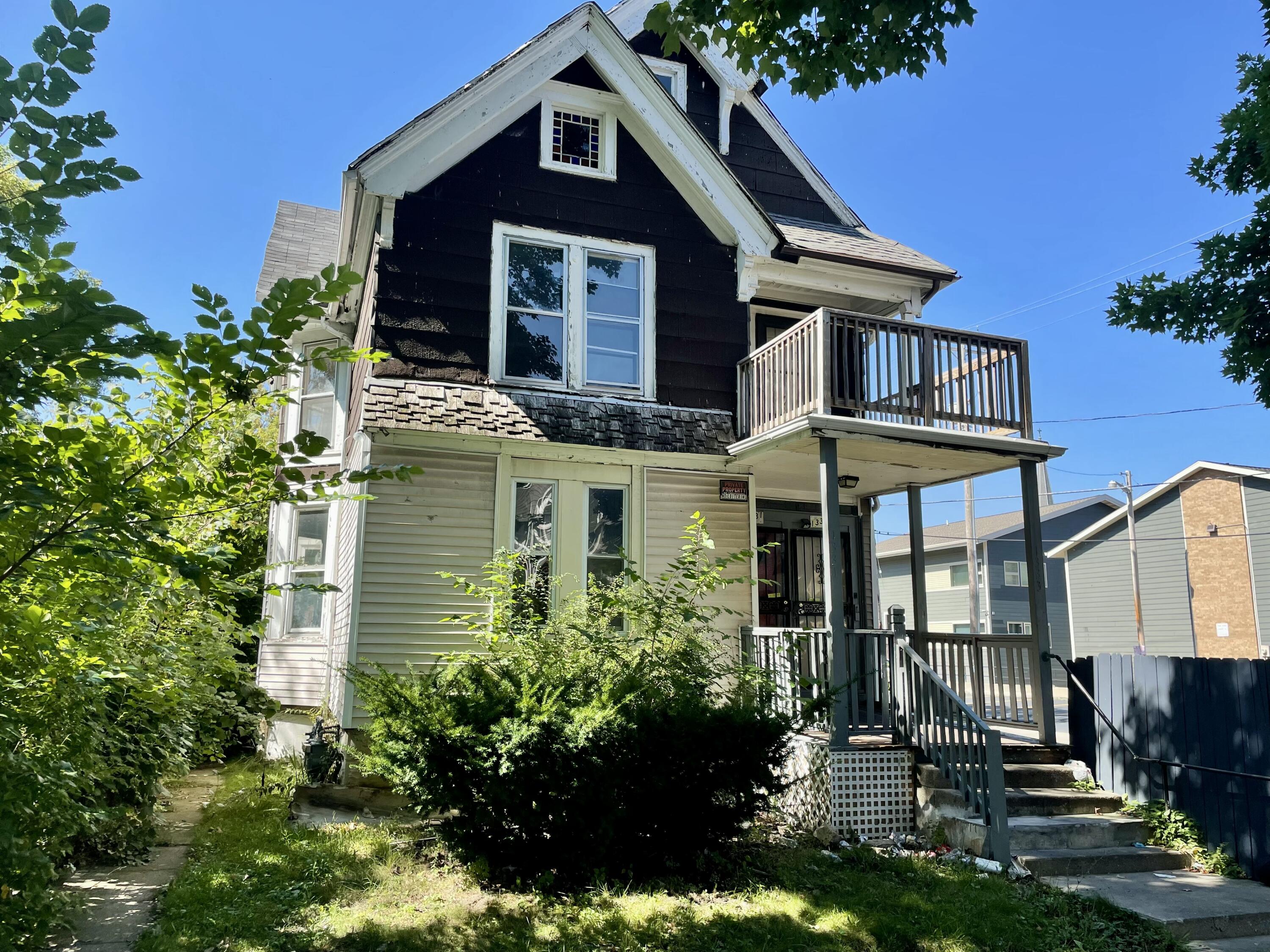 1331 North 22nd Street, Unit 1333 Milwaukee, WI 53205 - Photo 1 of 1 1331 N 22nd St