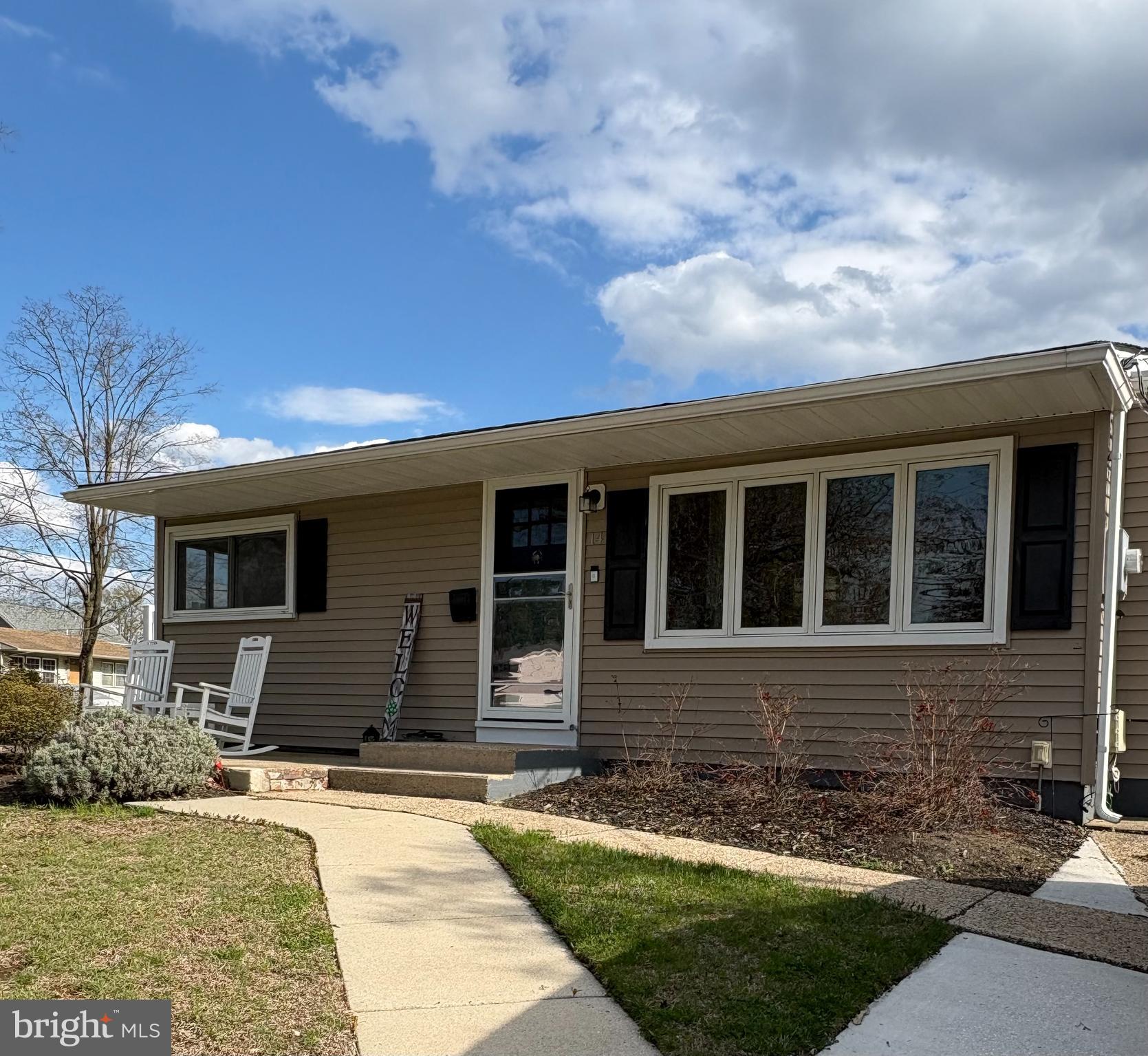 14 Kent Avenue Maple Shade, NJ 08052 - Photo 2 of 32