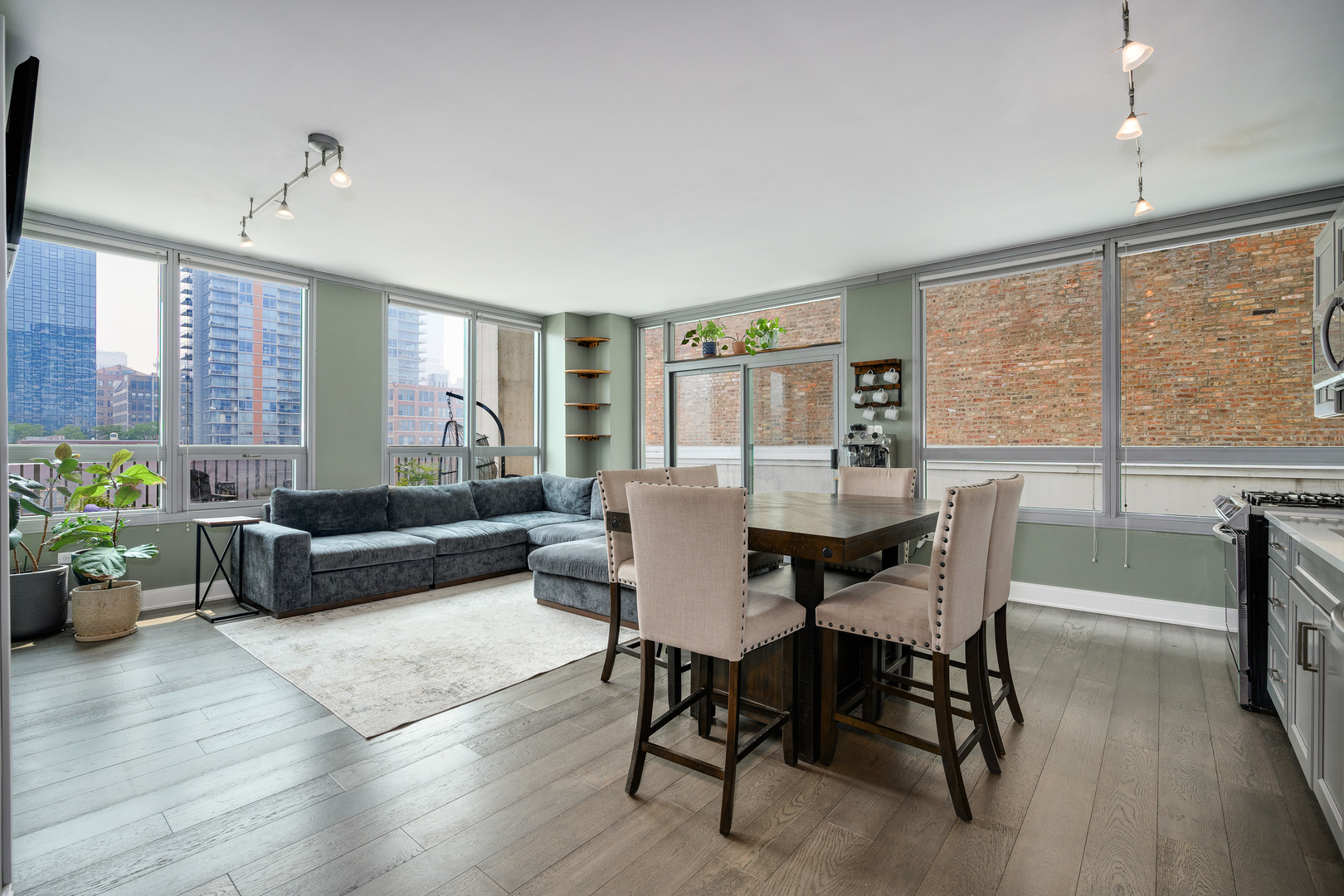 701 South Wells Street, Unit 804 Chicago, IL 60607 - Photo 6 of 26 Gallery Image 6