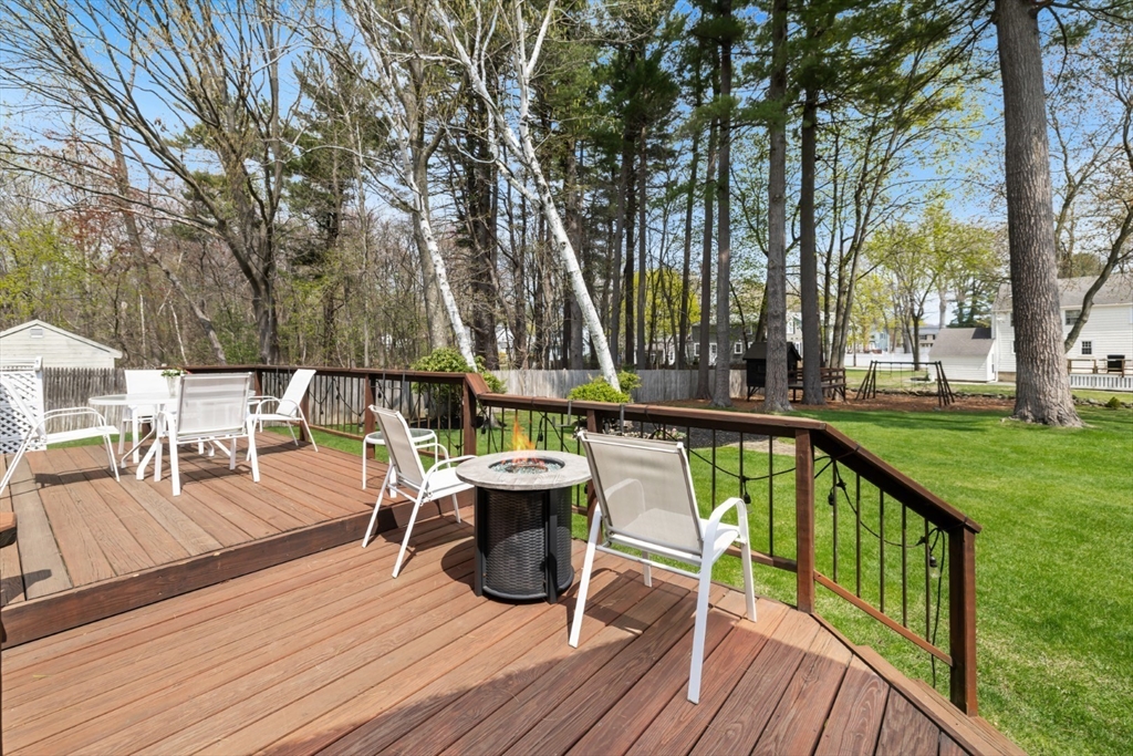 57 Avalon Road Reading, MA 01867 - Photo 35 of 42