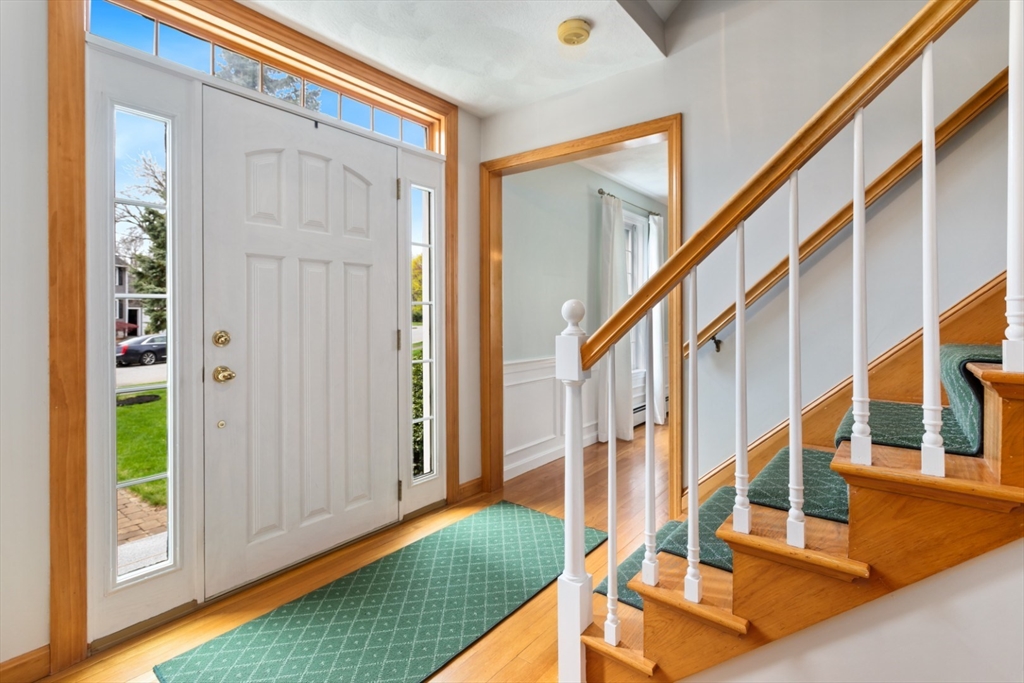 57 Avalon Road Reading, MA 01867 - Photo 5 of 42