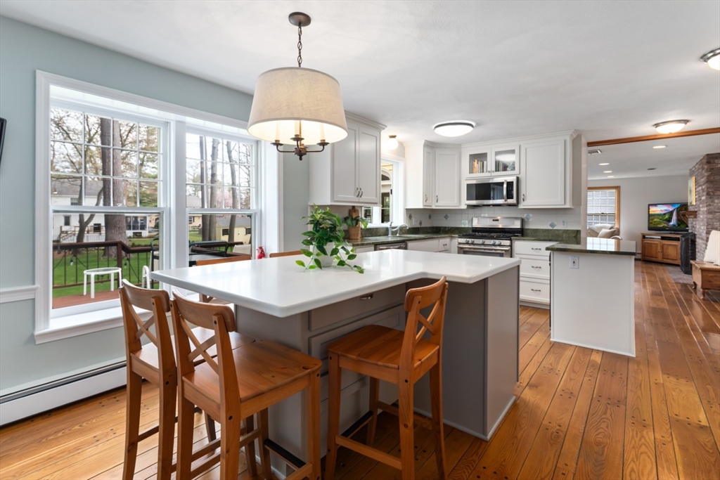 57 Avalon Road Reading, MA 01867 - Photo 8 of 42