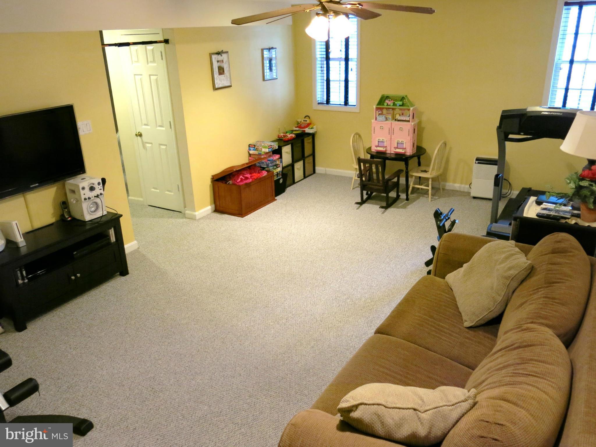 211 Little Quarry Road Gaithersburg, MD 20878 - Photo 13 of 24 Interior (General)