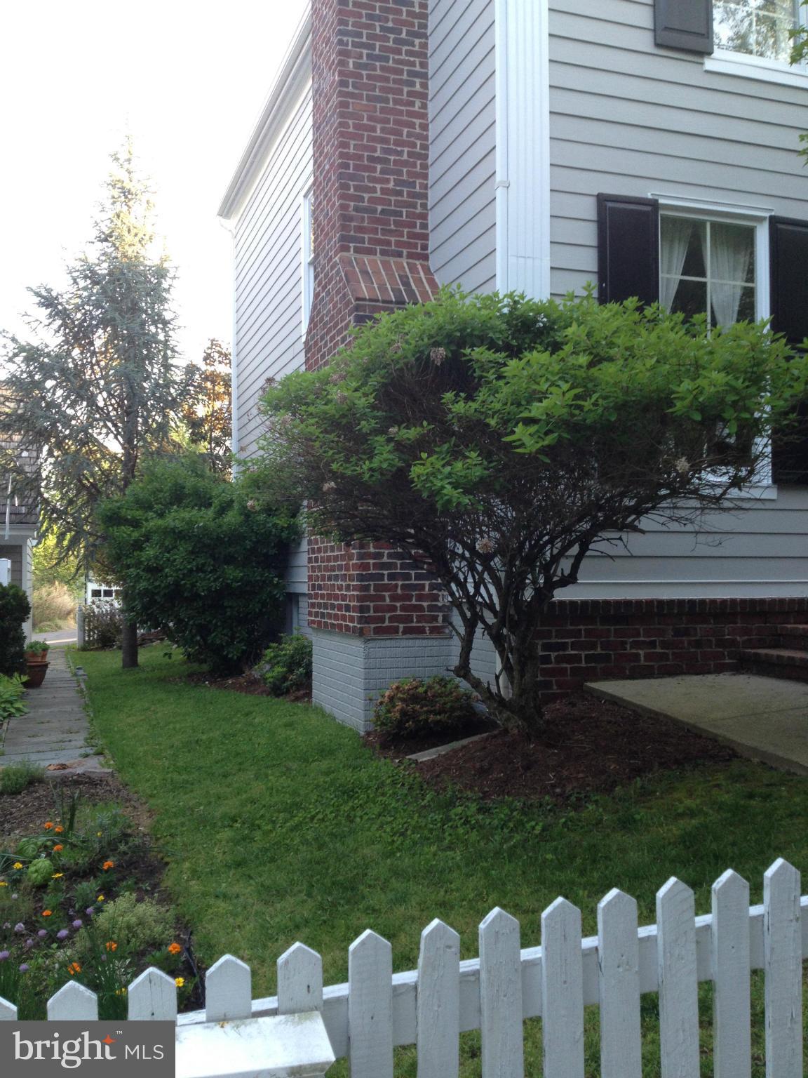 211 Little Quarry Road Gaithersburg, MD 20878 - Photo 23 of 24 Exterior (Front)