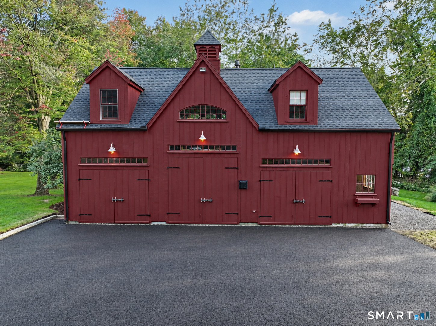 143 Chestnut Hill Road Wilton, CT 06897 - Photo 35 of 40 2,500 sq. ft. Barn with endless possibilities