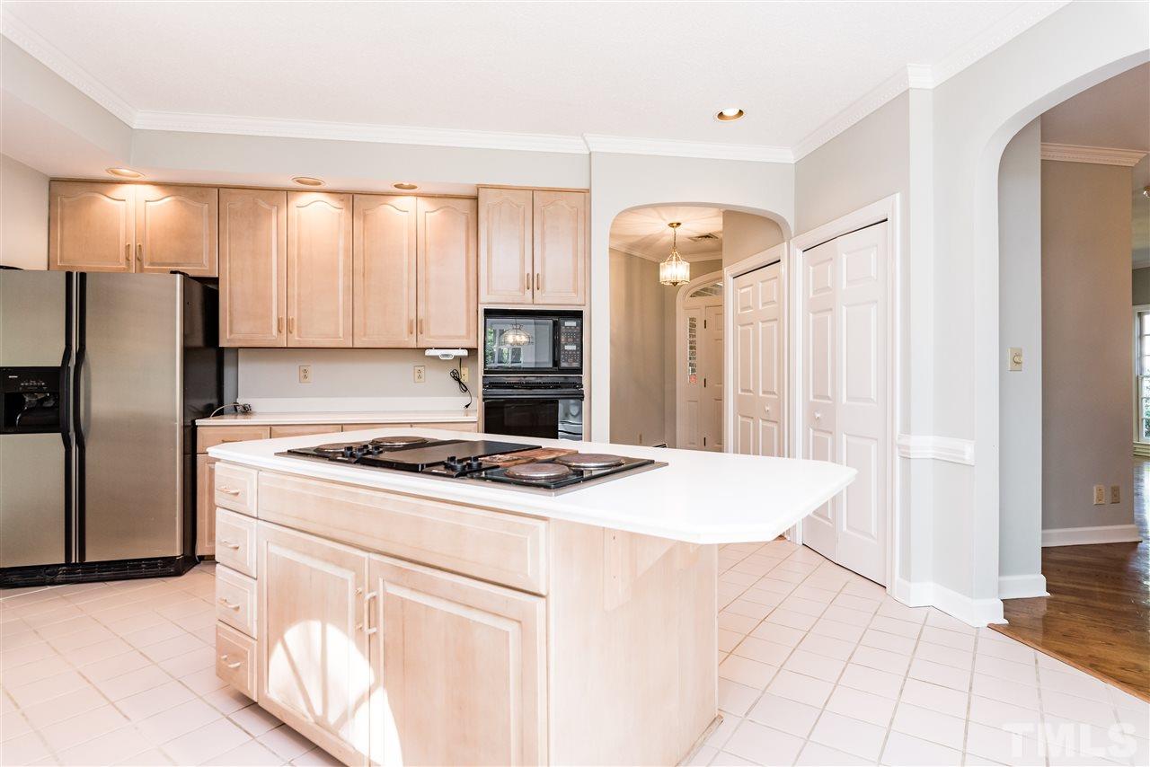 3261 Anderson Drive Raleigh, NC 27609 - Photo 9 of 25 Gallery Image 9