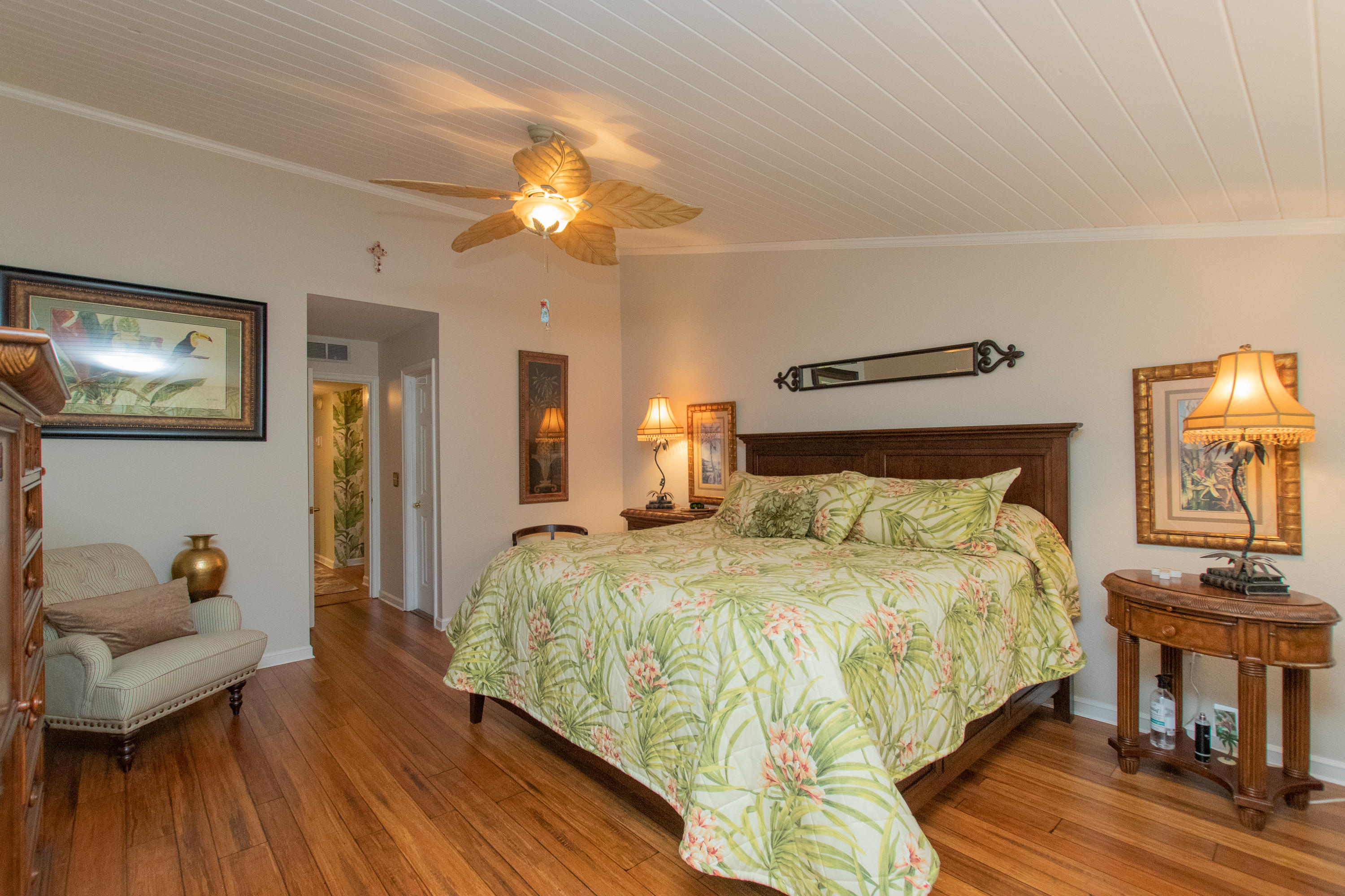 87200 Overseas Highway, Unit E8 Islamorada, FL 33036 - Photo 23 of 64 Master Bedroom