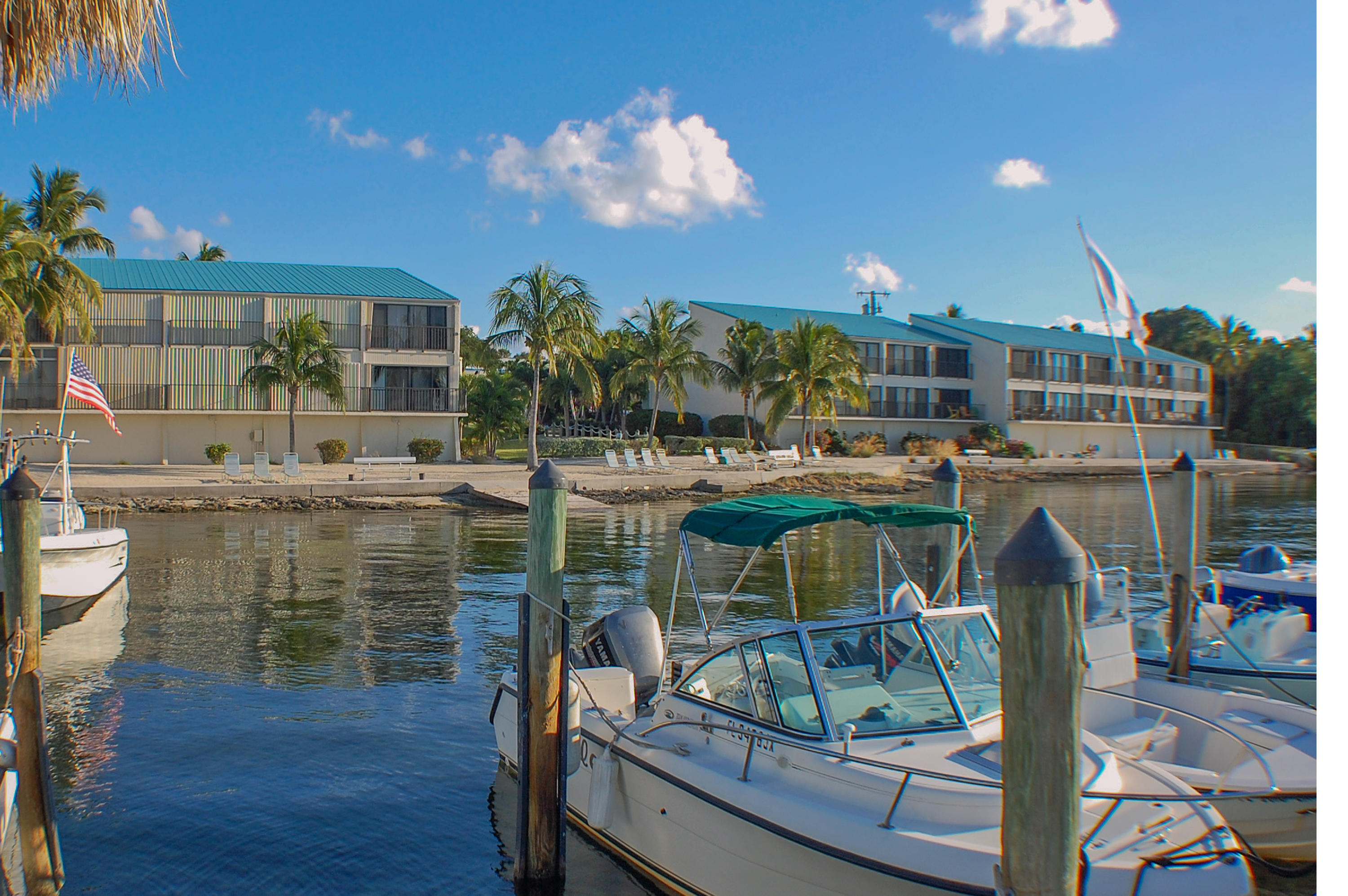 87200 Overseas Highway, Unit E8 Islamorada, FL 33036 - Photo 60 of 64 First Come First Serve Dock