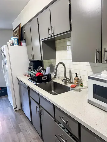 $390,000 | 5833 East Pontiac Way, Fresno, CA 93727