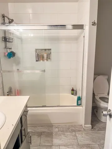 $390,000 | 5833 East Pontiac Way, Fresno, CA 93727