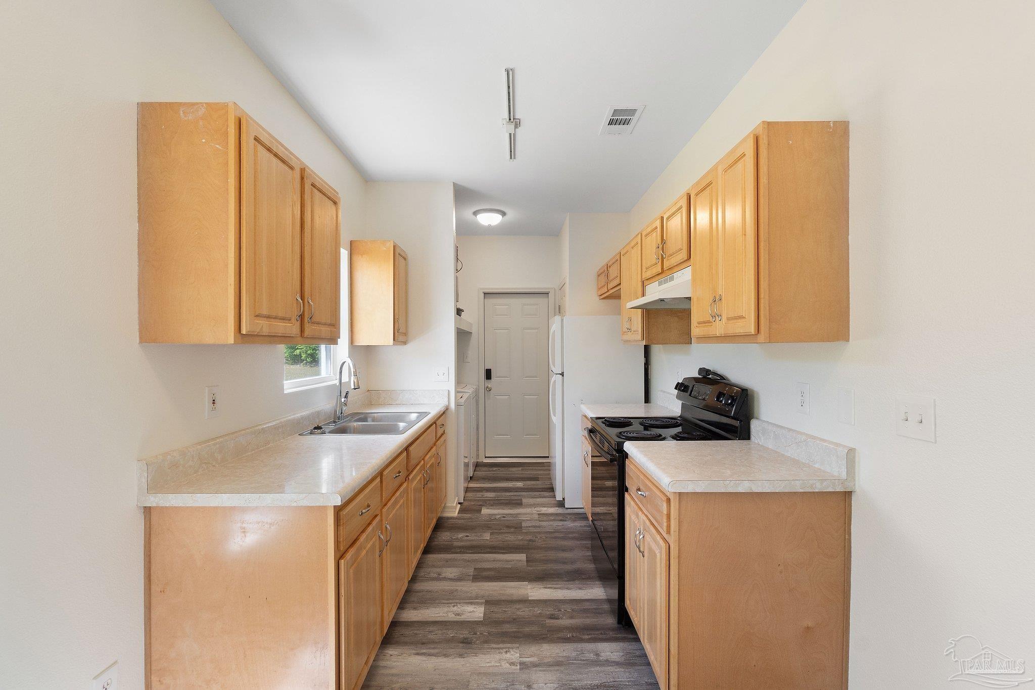 3030 Ashfield Estates Road Cantonment, FL 32533 - Photo 12 of 34 Gallery Image 12
