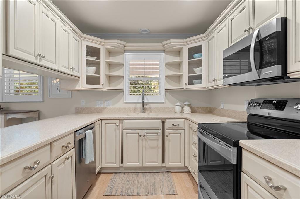 1145 4th Street South, Unit 5 Naples, FL 34102 - Photo 10 of 31