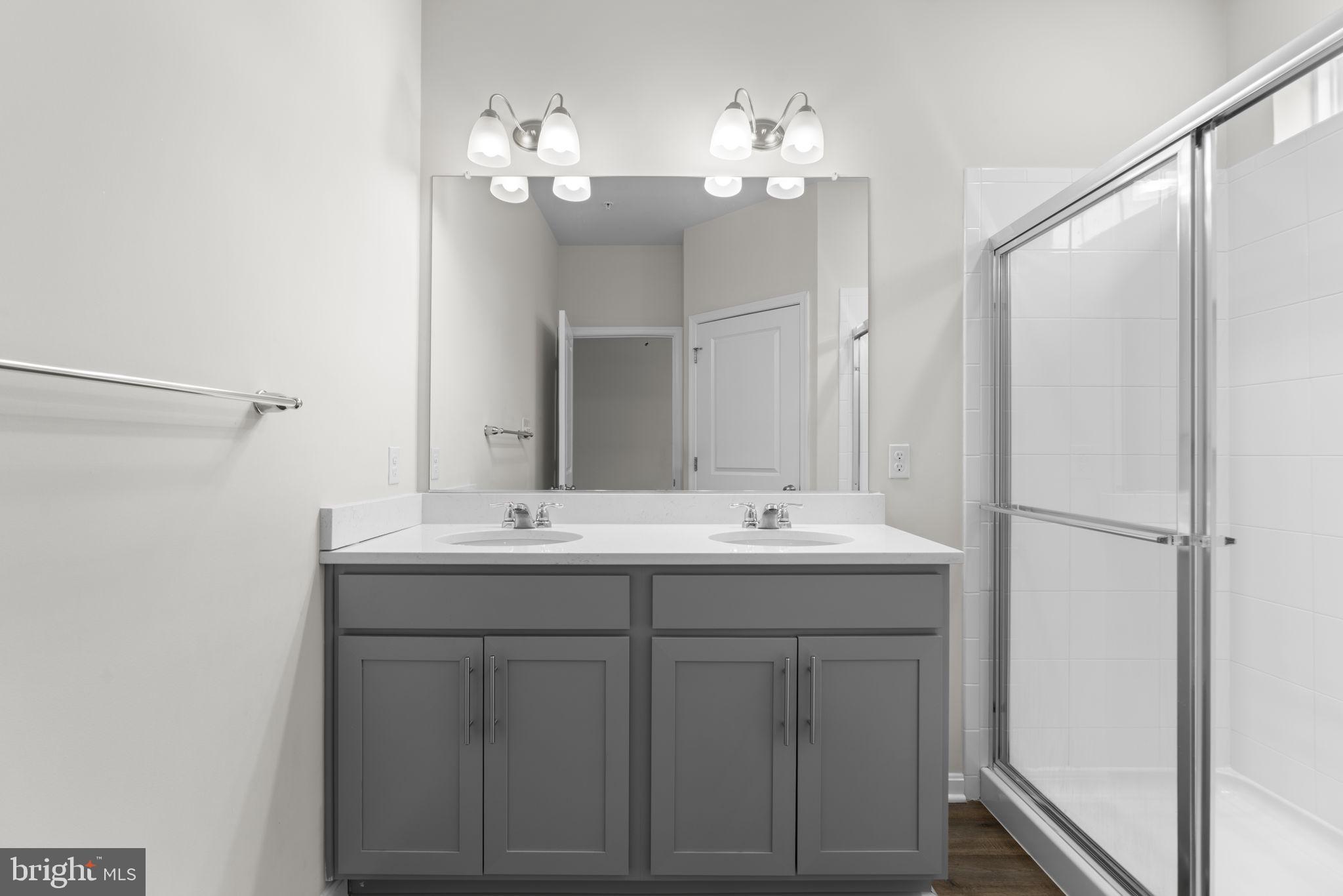 7980 Patterson Way Hanover, MD 21076 - Photo 25 of 45 Primary Bath