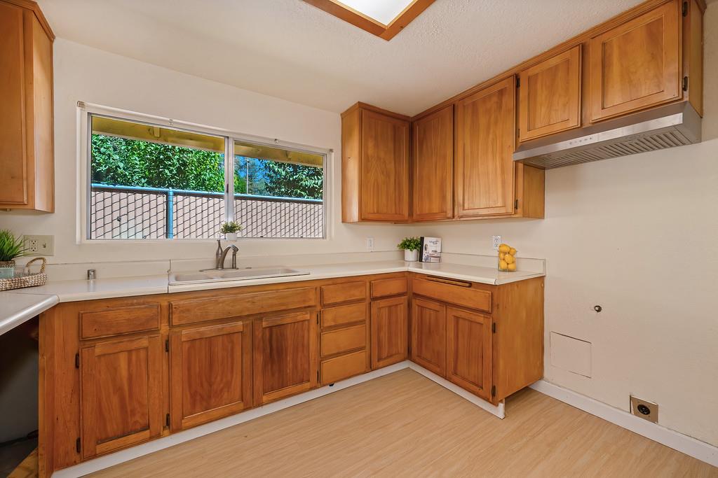 19205 Geisendorfer Road Applegate, CA 95703 - Photo 11 of 35 Gallery Image 11