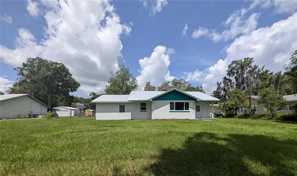 $299,000 | 414 South Prospect Street, Crescent City, FL 32112