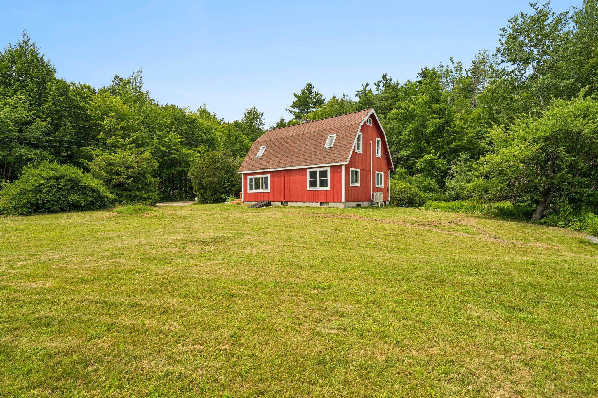 196 Kinsman Road Grafton, NH 03240 - Photo 19 of 24
