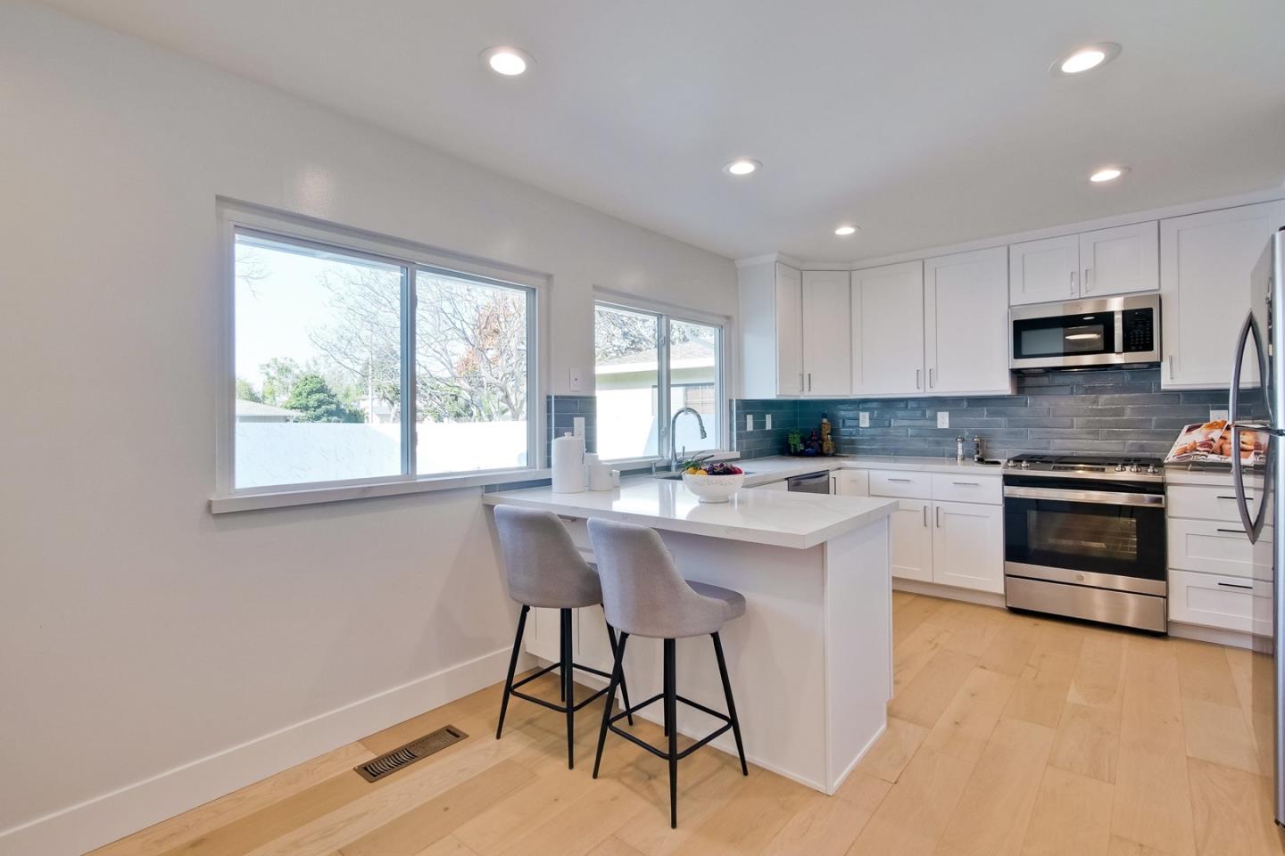 686 Thornapple Drive Sunnyvale, CA 94086 - Photo 24 of 83