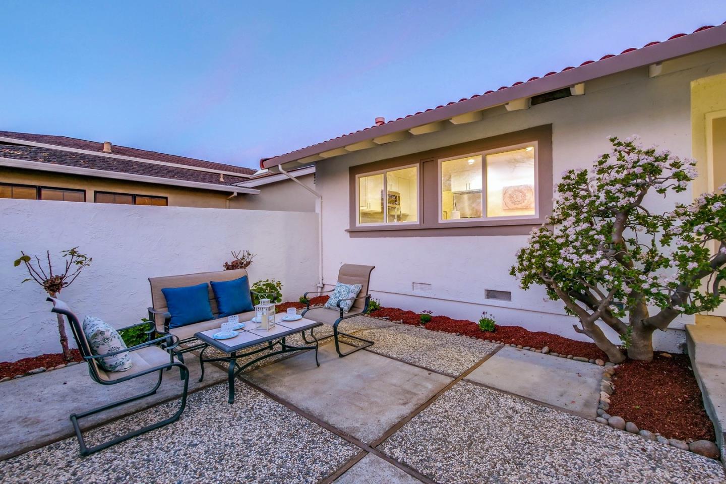 686 Thornapple Drive Sunnyvale, CA 94086 - Photo 5 of 83