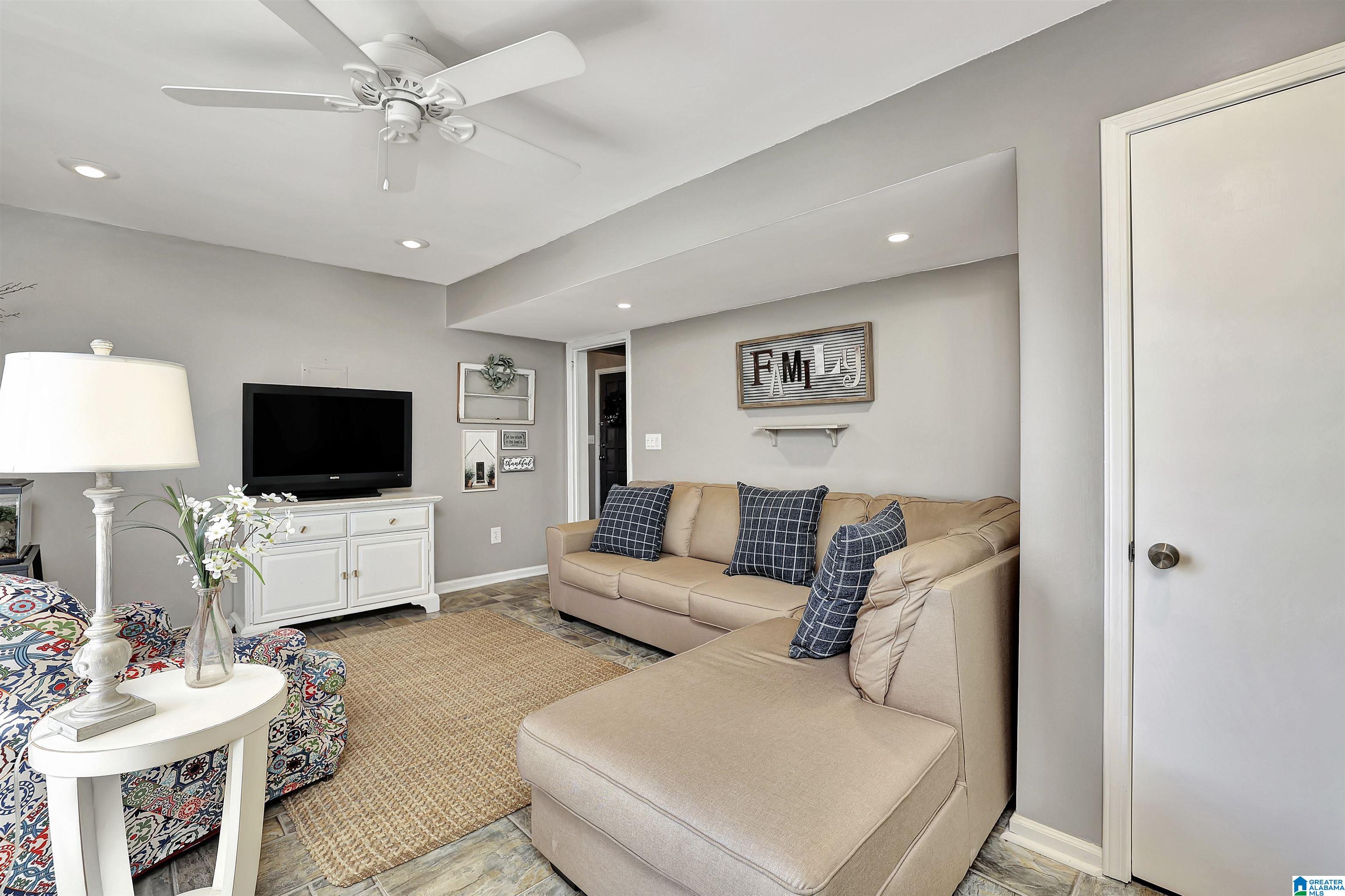 849 Ridgecrest Drive Gardendale, AL 35071 - Photo 26 of 43