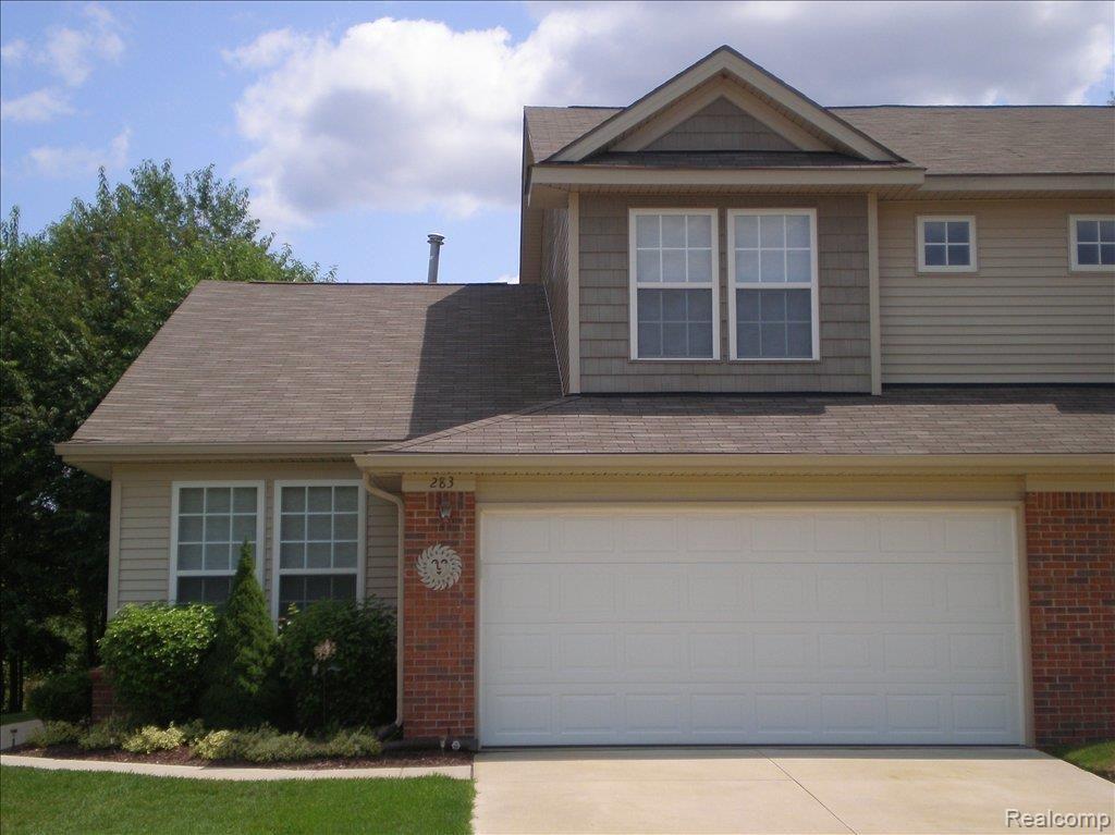 283 Wood Point, Unit 20 Howell, MI 48843 - Photo 1 of 22 Welcome to Wood Pt in summer