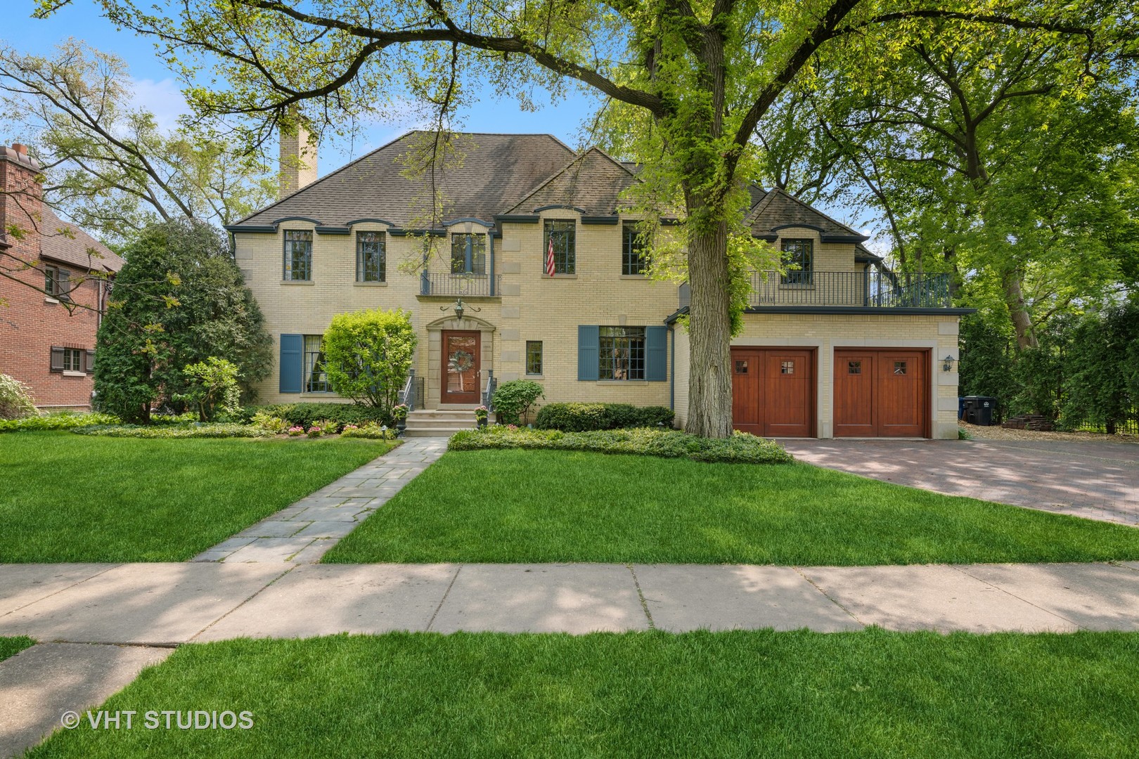 2944 Grant Street Evanston, IL 60201 - Photo 1 of 35