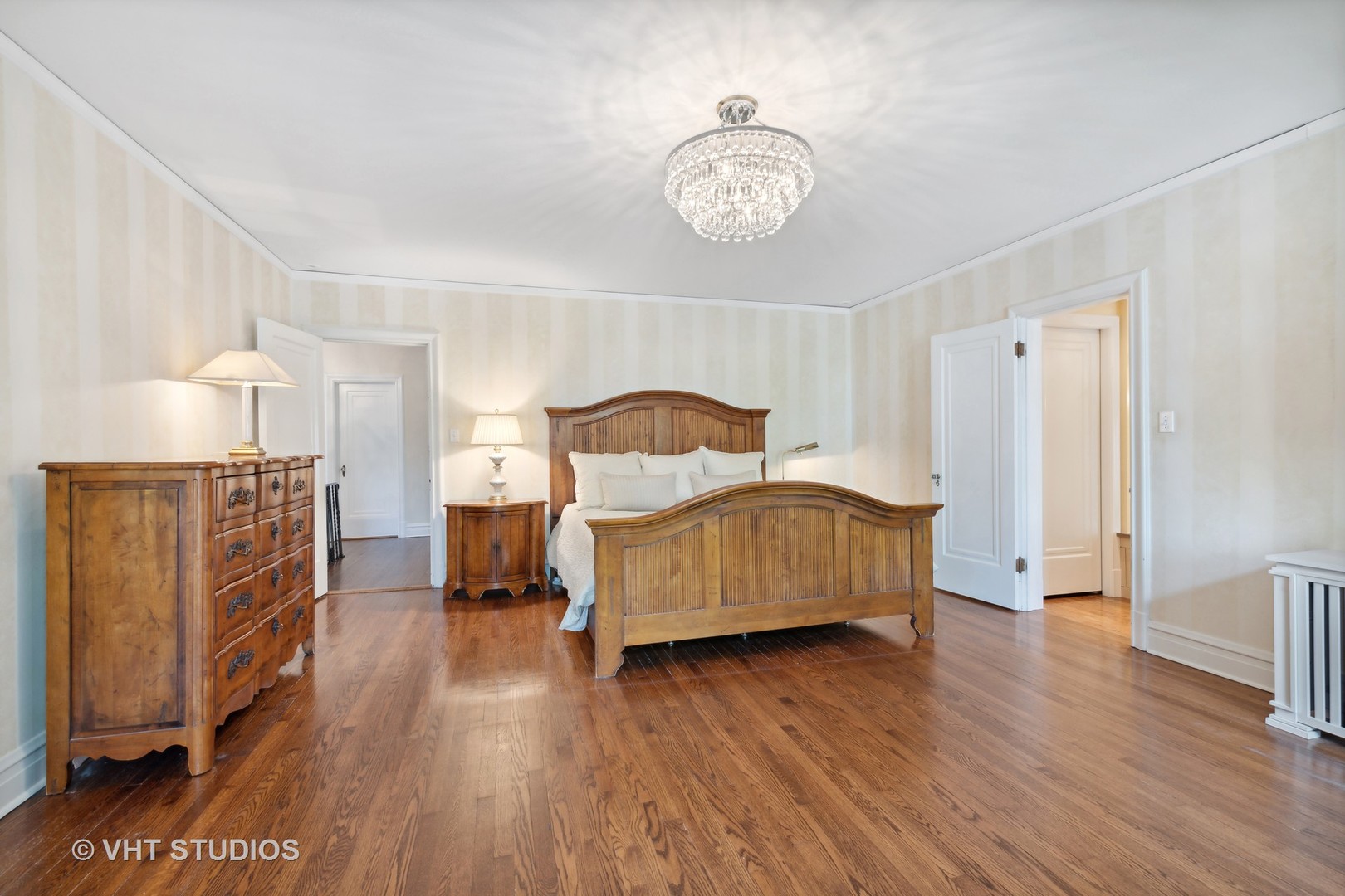 2944 Grant Street Evanston, IL 60201 - Photo 14 of 35