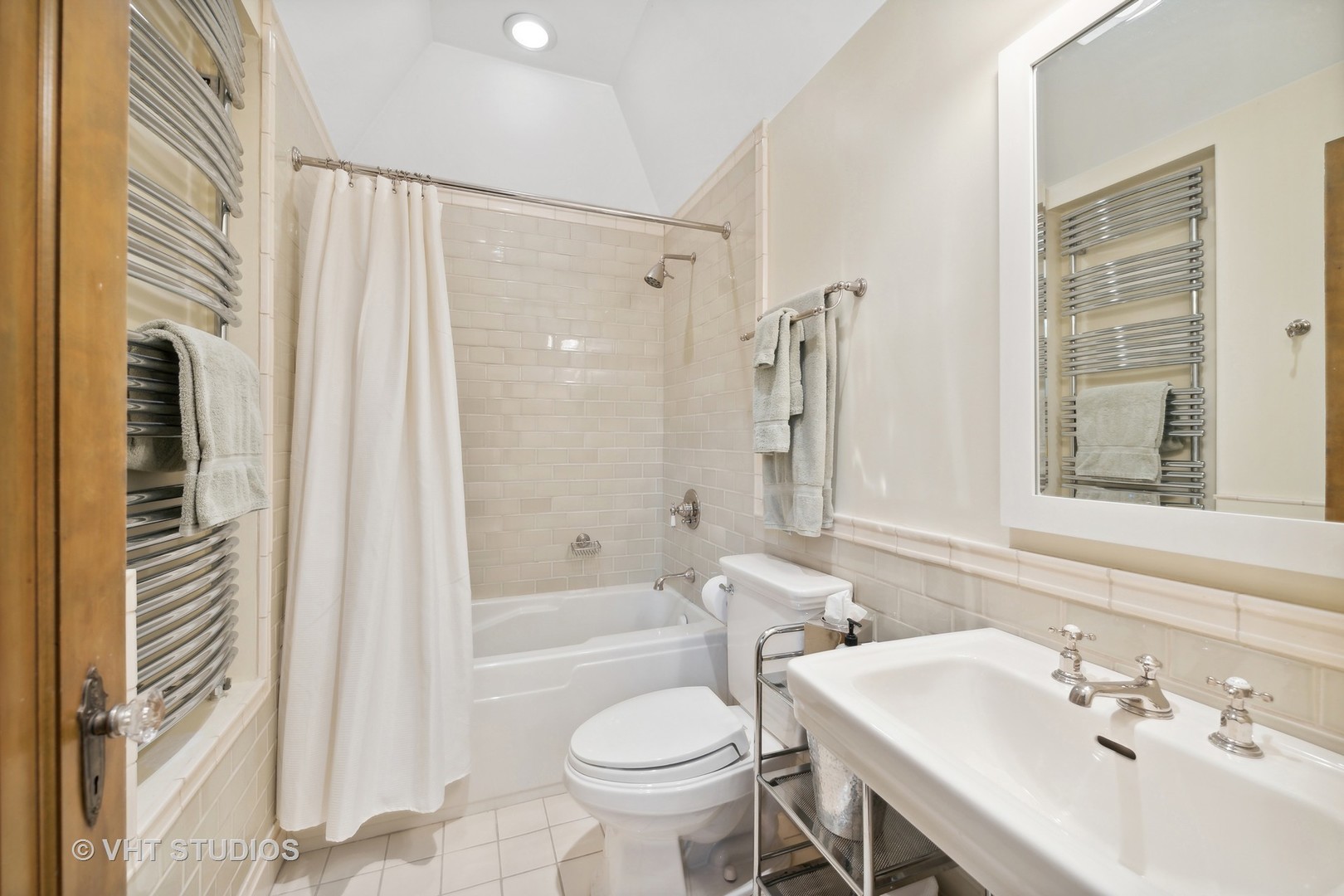 2944 Grant Street Evanston, IL 60201 - Photo 20 of 35