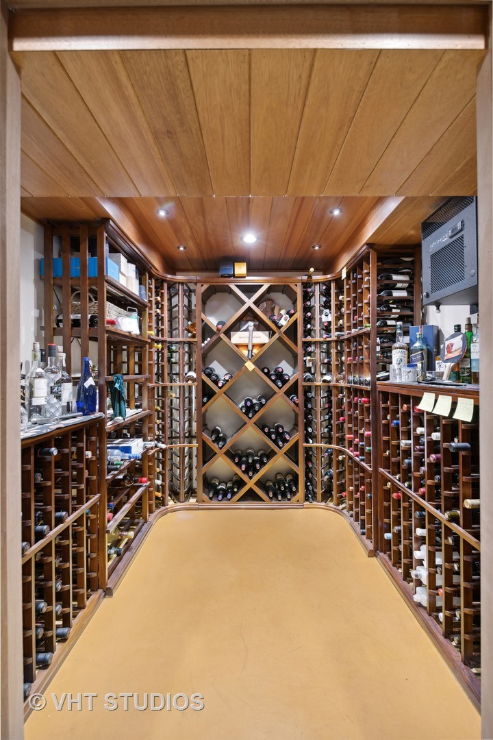 2944 Grant Street Evanston, IL 60201 - Photo 27 of 35