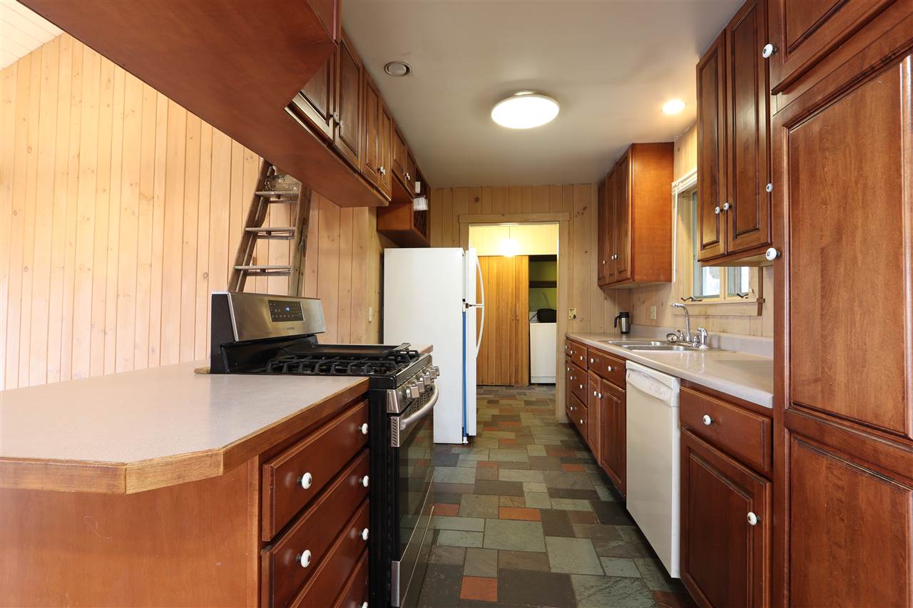 1099 Shadow Lake Road Waterford, VT 05819 - Photo 15 of 27