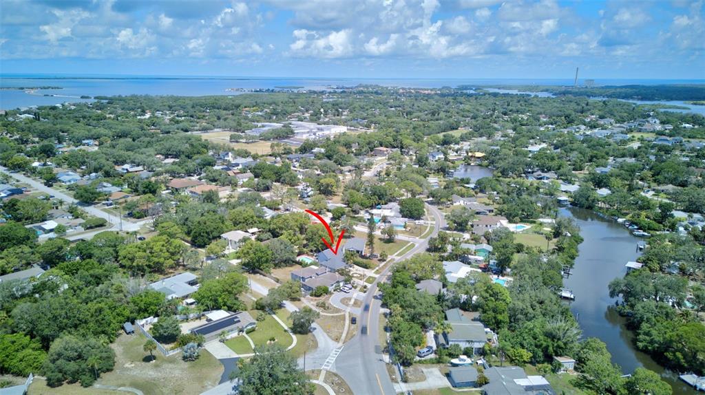 703 Riverside Drive Tarpon Springs, FL 34689 - Photo 45 of 47