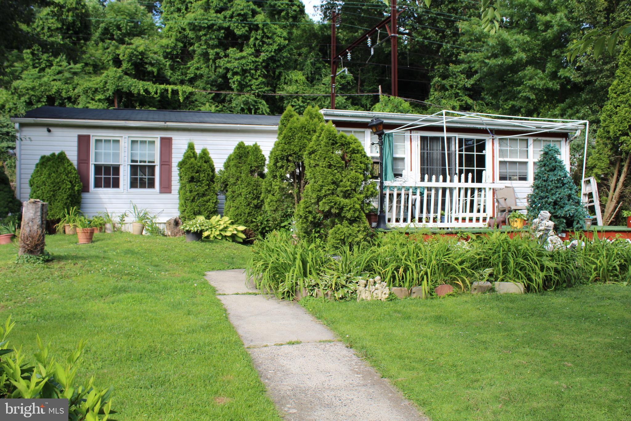 3 River Road Philadelphia, PA 19128 - Photo 1 of 31 Gallery Image 1