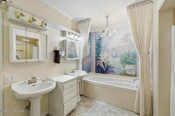 $225,000 | 501 2nd Avenue Southwest, Magee, MS 39111