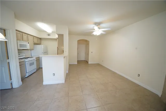 $1,595 | 7151 South Durango Drive, Unit 109, Las Vegas, NV 89113