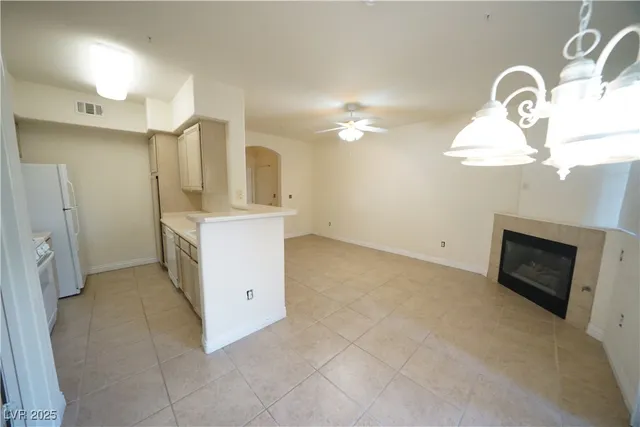 $1,595 | 7151 South Durango Drive, Unit 109, Las Vegas, NV 89113