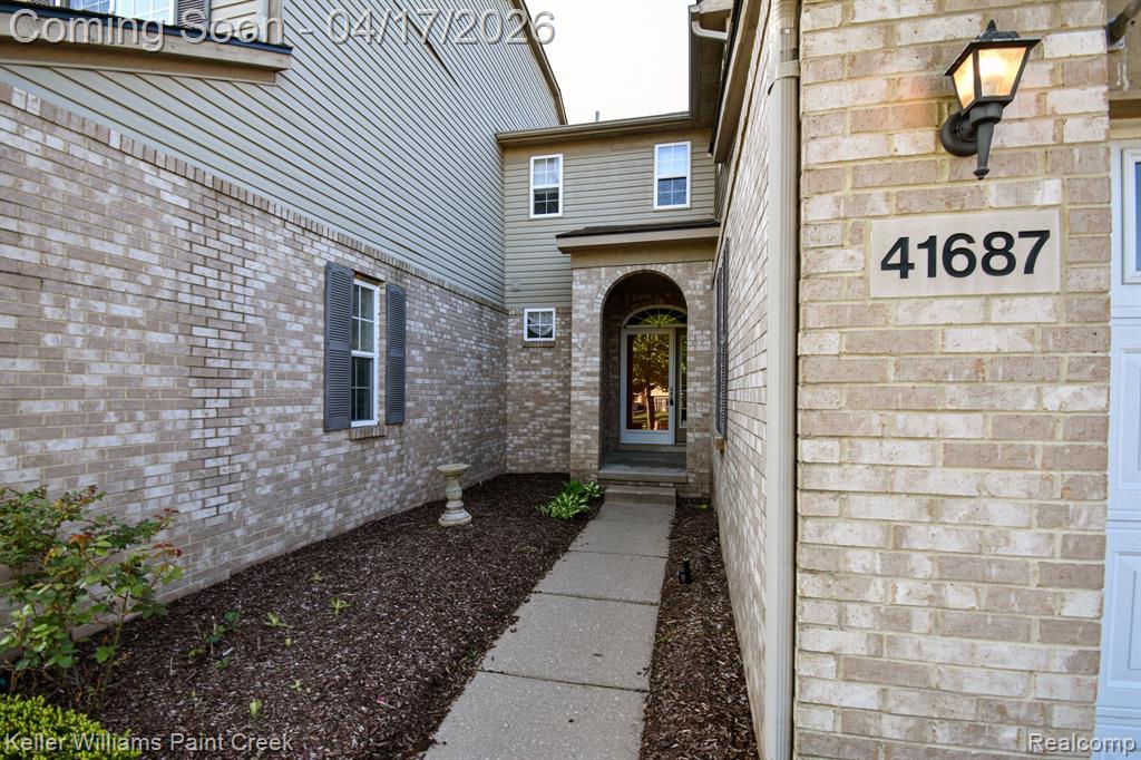 41687 Glade Road Canton, MI 48187 - Photo 3 of 54
