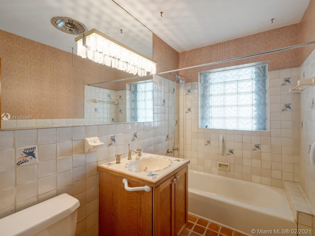 1271 Morse Boulevard Riviera Beach, FL 33404 - Photo 15 of 33